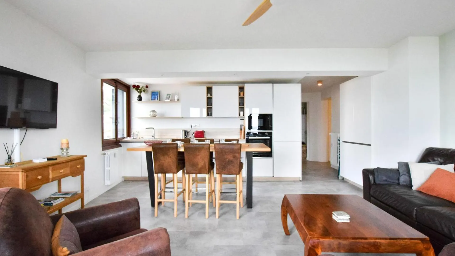 Charmant Appartement 4 Pers Avec Balcon Et Vue Lac, Proche Plage A Neuvecelle - Fr-1-498-18